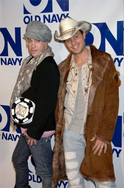 Illustration for article titled Old Navy's "New Look" Brought Out Outfits Both Good And Bad